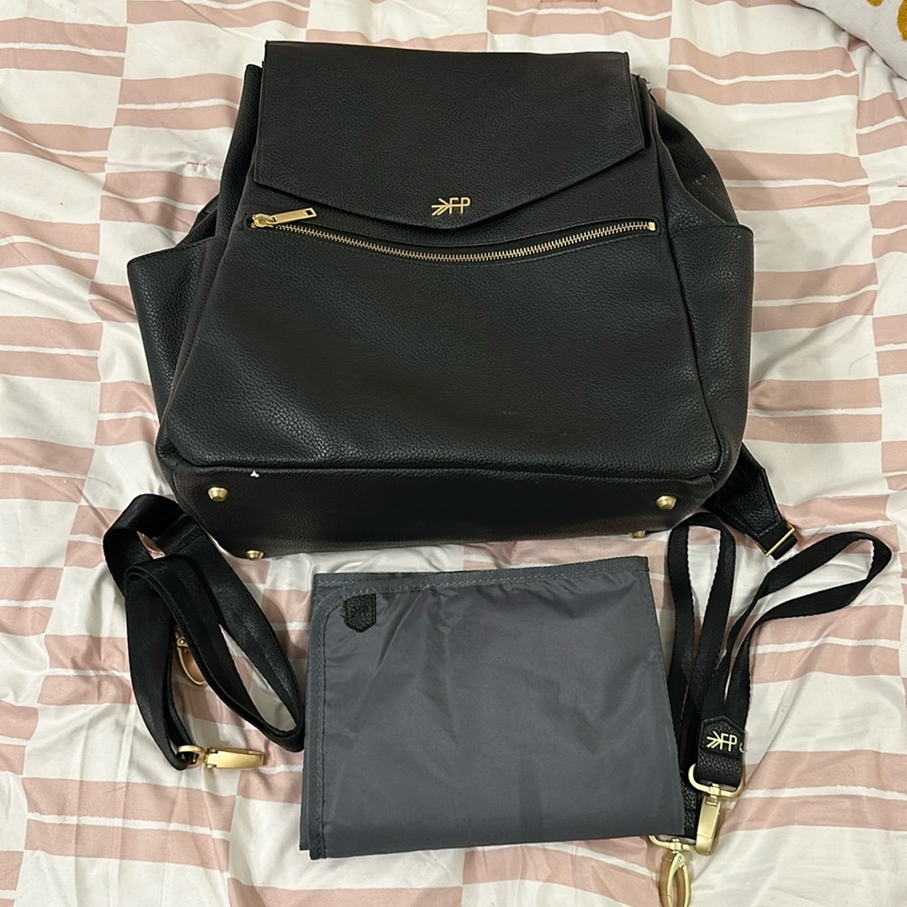 Freshly Picked Ebony Classic Diaper Bag II